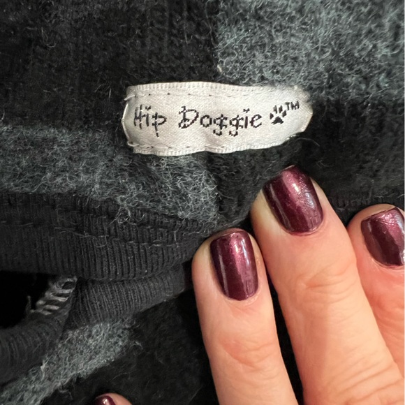 Hip Doggie Skull Hoodie Size Small - Picture 3 of 5